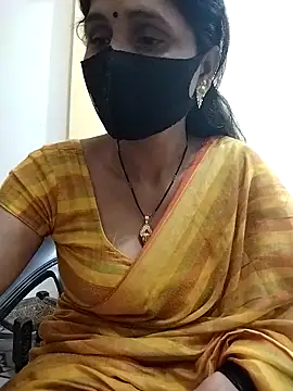 Snapshot of priyancyfun chatting on 03.06.25 priyancyfun online show from 03.06.25