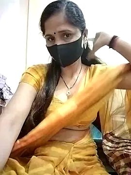 Snapshot of priyancyfun chatting on 03.16.25 priyancyfun online show from 03.16.25