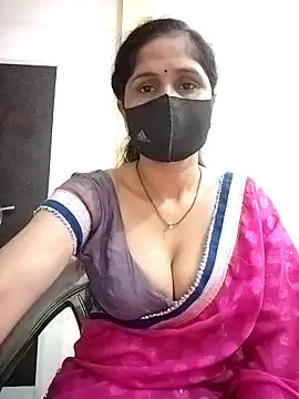 Snapshot of priyancyfun chatting on 09.16.25 priyancyfun online show from 09.16.25