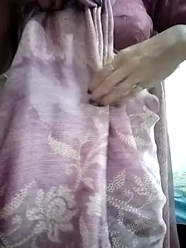 Snapshot of priyancyfun chatting on 10.30.25 priyancyfun online show from 10.30.25