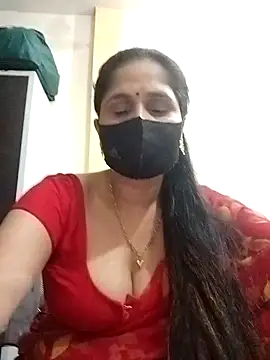 Snapshot of priyancyfun chatting on 04.29.26 priyancyfun online show from 04.29.26