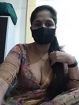 Snapshot of priyancyfun chatting on 05.24.26 priyancyfun online show from 05.24.26