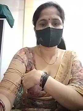 Snapshot of priyancyfun chatting on 05.28.26 priyancyfun online show from 05.28.26