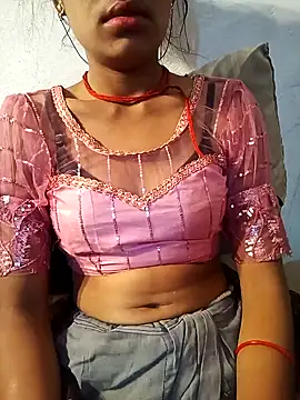 Amaya Bajwa online show from 01.30.25