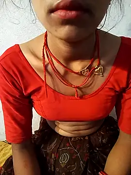 Amaya Bajwa online show from 02.04.25