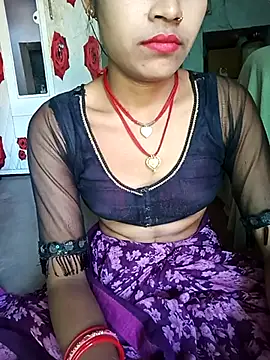 Amaya Bajwa online show from 02.14.25