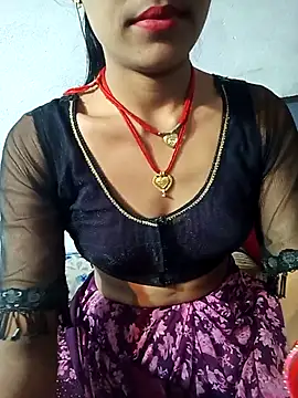 Amaya Bajwa online show from 02.14.25