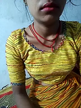 Amaya Bajwa online show from 02.15.25