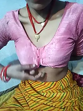 Amaya Bajwa online show from 02.17.25