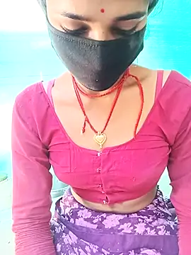 Amaya Bajwa online show from 02.23.25