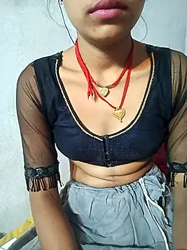 Amaya Bajwa online show from 02.23.25