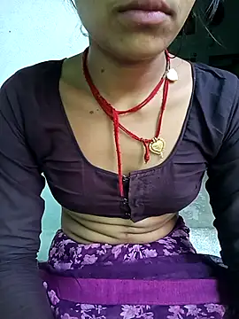 Amaya Bajwa online show from 03.02.25