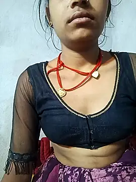 Amaya Bajwa online show from 03.09.25