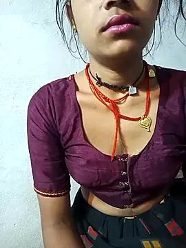 Amaya Bajwa online show from 03.11.25