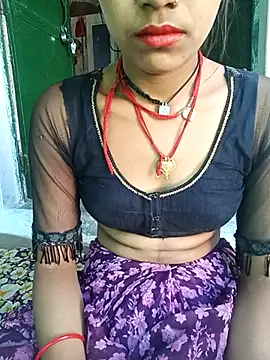 Amaya Bajwa online show from 03.18.25