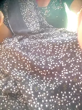 Amaya Bajwa online show from 11.29.25