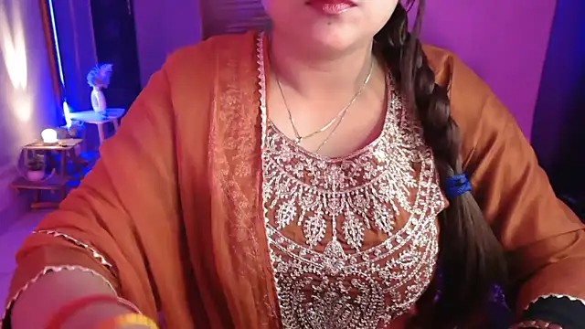 Mitikaa online show from 12.02.25