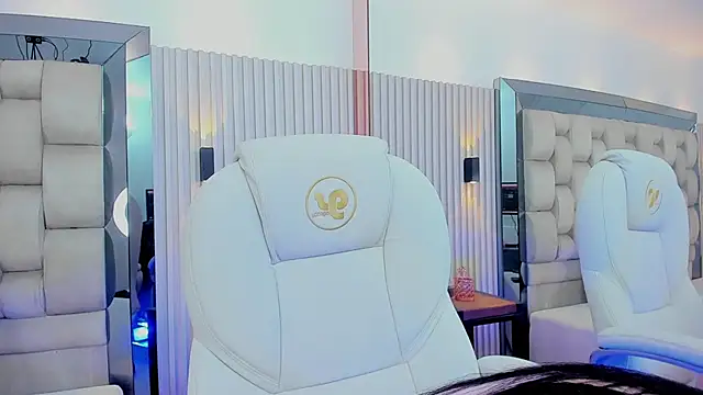 ashlyn parker online show from 01.14.25