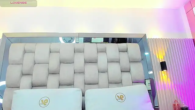 ashlyn parker online show from 02.23.25