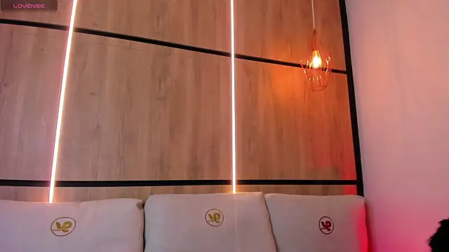 Snapshot of ashlyn_parker chatting on 09.25.25 ashlyn parker online show from 09.25.25