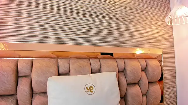 Snapshot of ashlyn_parker chatting on 01.08.26 ashlyn parker online show from 01.08.26