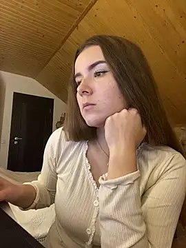 mewKate online show from 03.12.25