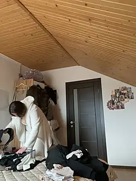 mewKate online show from 03.30.26