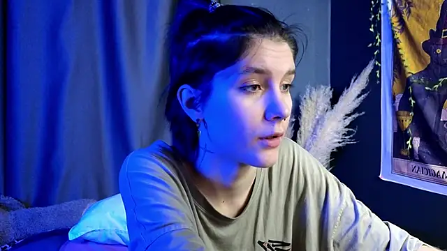 Snapshot of Hyeon_Jin chatting on 02.10.25 Hyeon Jin online show from 02.10.25