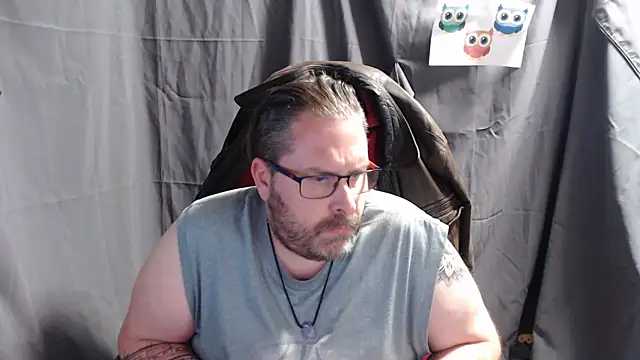 Snapshot of Streamlove77 chatting on 01.10.25 Streamlove77 online show from 01.10.25