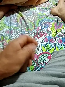 Snapshot of mmarvis_za78_93_21cm chatting on 10.16.25 mmarvis za78 93 21cm online show from 10.16.25