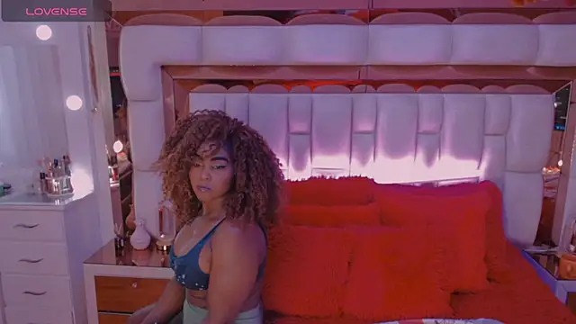 Aliana Ross online show from 11.19.25