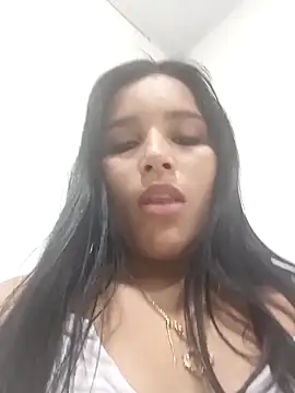 the queen of street online show from 11.24.25