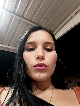 the queen of street online show from 12.22.25