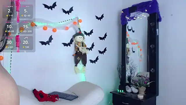 Yorkeidys1 online show from 10.23.25