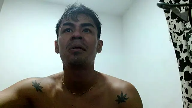 lonelydick2002 online show from 10.26.25