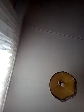 Lauren Amabel online show from 10.30.25