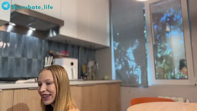 Snapshot of Shyrubate chatting on 07.10.26 Shyrubate online show from 07.10.26
