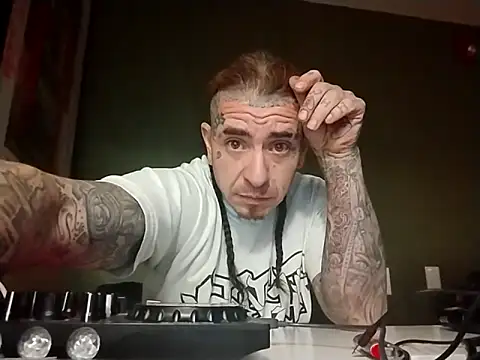 justthetip4209 online show from 03.19.25