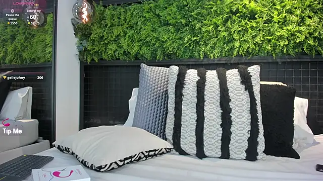 Blue Angell online show from 03.06.25