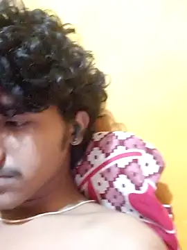 Snapshot of CosmicEmuu chatting on 01.14.25 CosmicEmuu online show from 01.14.25