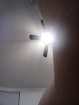 jayjay198080 online show from 12.21.25