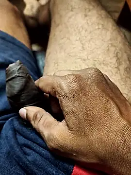 Snapshot of vannaaaa100 chatting on 11.29.25 vannaaaa100 online show from 11.29.25