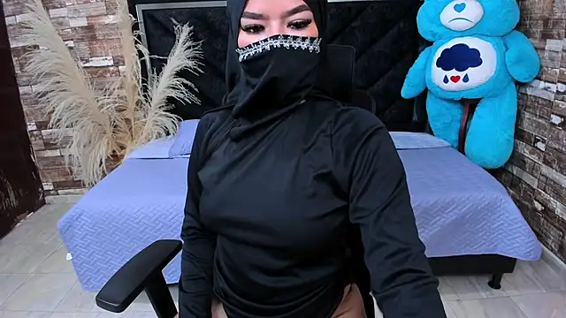 Aixa Kanaan online show from 01.13.25