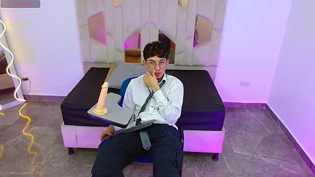 Axel tay online show from 01.25.25