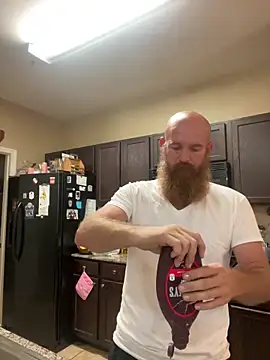 Snapshot of 32XRedBeard chatting on 06.07.26 32XRedBeard online show from 06.07.26