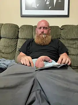 Snapshot of 32XRedBeard chatting on 07.07.26 32XRedBeard online show from 07.07.26