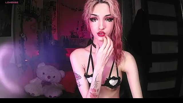 Ink  pleasure online show from 09.19.25