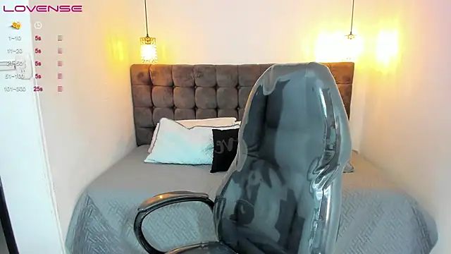 Tommy18   online show from 03.19.25