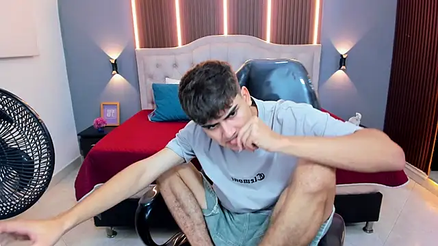 Tommy18   online show from 02.12.26