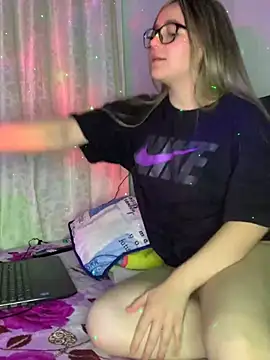 LunaShine  online show from 02.13.25